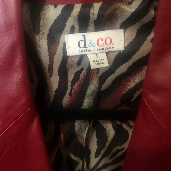 Denim & Co. One Button Leather Jacket with Pintuck - Picture 5 of 6